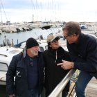 Un grupo de participantes en el concurso de pesca del camalar, en la Festa del Calamar.