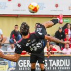 Dani Homet anotó de chilena un gol ante el Sant Andreu.