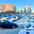 El párking disuasorio de Països Catalans es frecuentado por usuarios que trabajan al centro y optan por no pagar para aparcar.