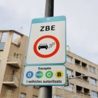 El Vendrell y Calafell ya criticaron la obligación de implantar ZBE.