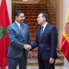 El ministro de Exteriores de Marruecos, Nasser Bourita, junto a su homólogo español, José Manuel Albares