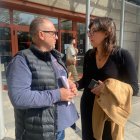 Joaquim Álvarez y su mujer en los juzgados el dia del juicio.