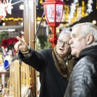 La Rambla Nova se convierte en un escaparate de productos.