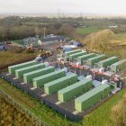 Proyecto de planta de baterías desarrollado por la empresa ABO Energy en Irlanda del Norte. No existen aún en Catalunya.