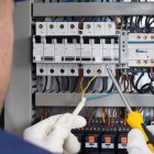 Imagen de archivo de un electricista.
