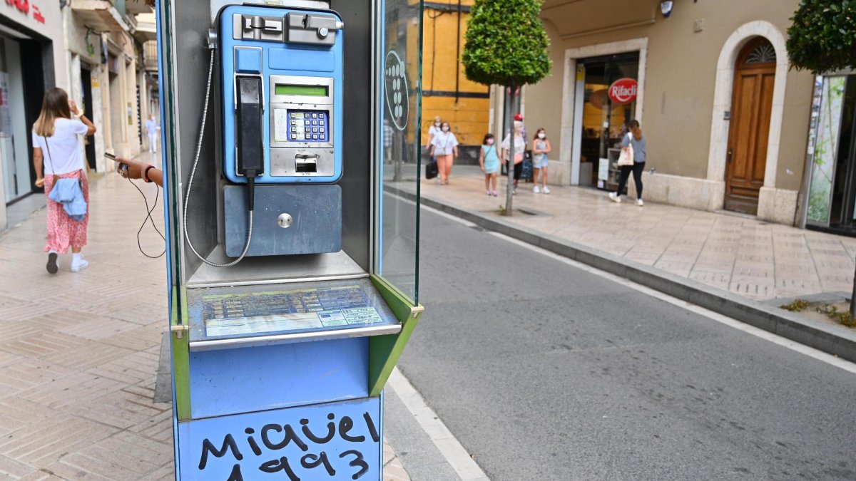 El 'Diari de Tarragona' como testigo de los teléfonos en Reus