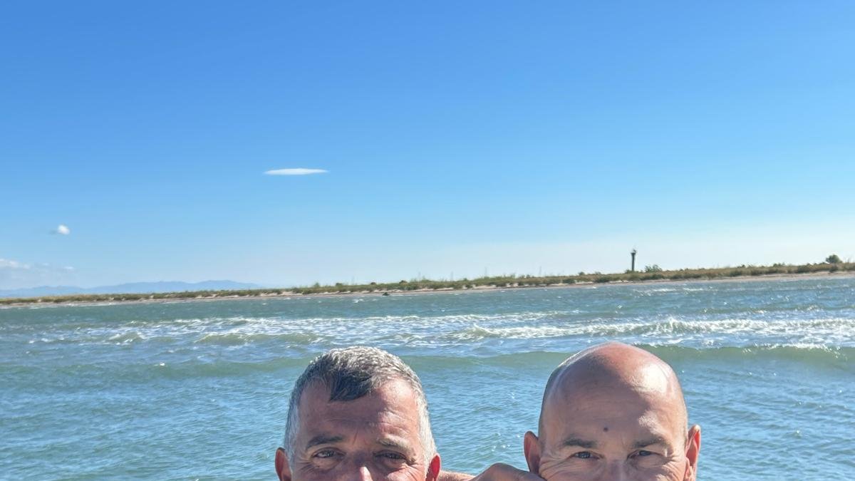 Els nedadors reusencs Joan Carlos Adell i Jordi Cervera tenen una dilatada trajectòria en travessies d’aigües obertes​
