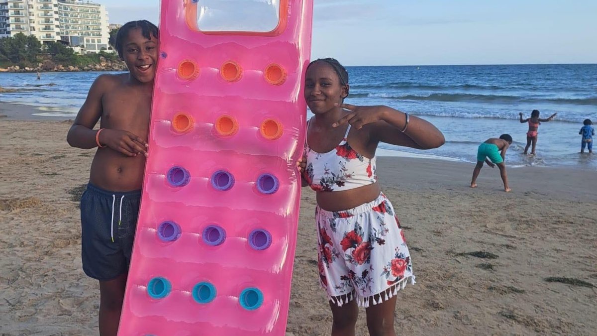 Los dos niños ahogados el martes en Salou, Ricardo y Ameiya.