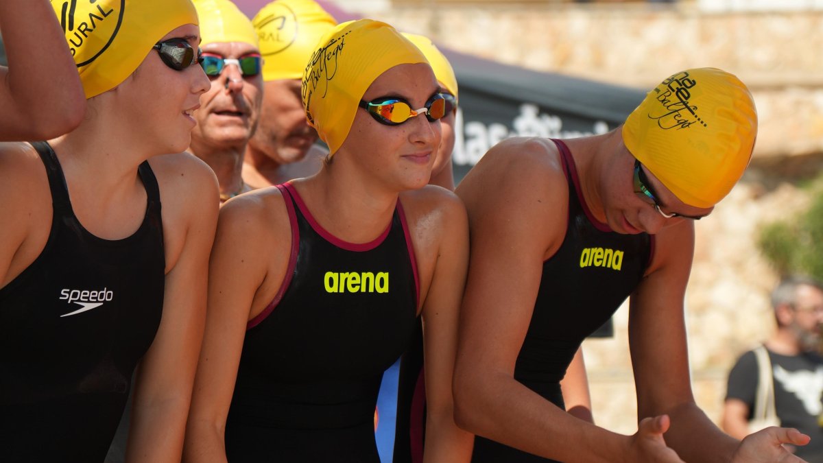 Carlota del Río (centro), ganadora femenina.
