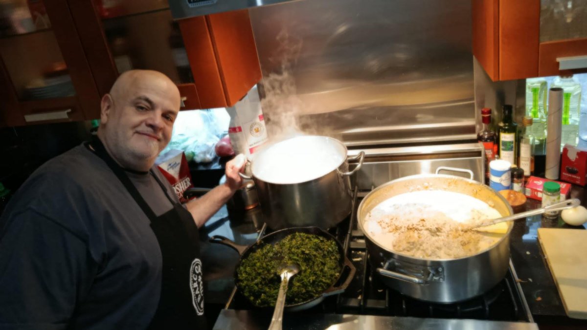 Santos Masegosa, cocinando en Manhattan.