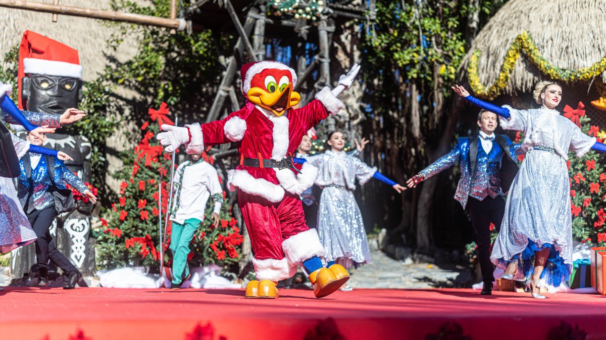 Espectáculo 'La Navidad de Woody' en PortAventura.