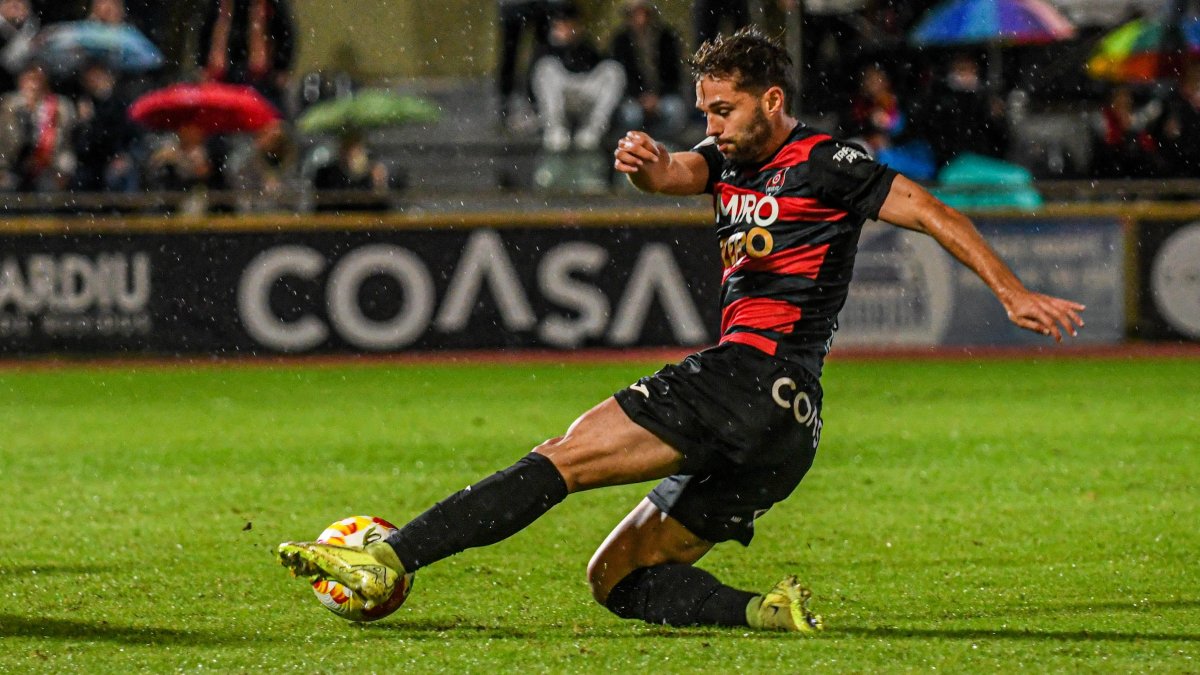 Fran Carbia regresa a la lista de convocados.