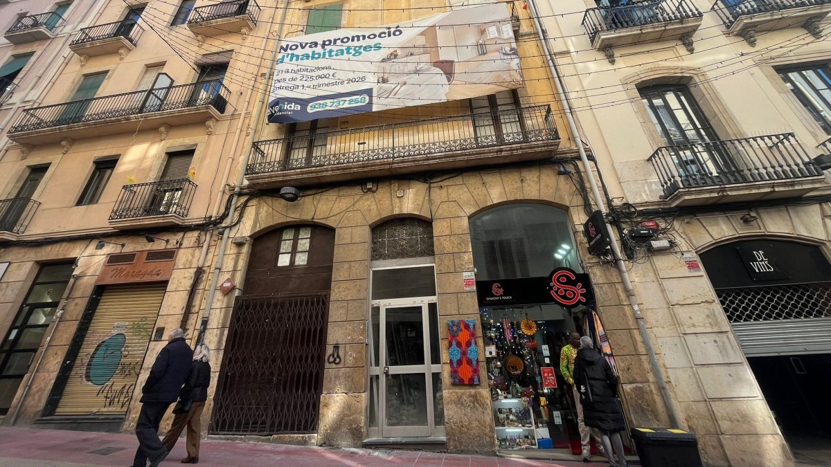 Edifico que ha comprado el Ayuntamiento de Tarragona para crear un acceso al Teatre Metropol