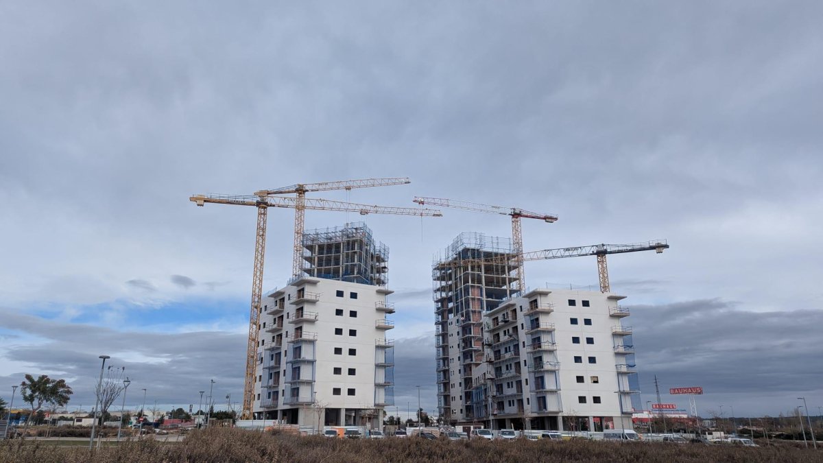 La promoción de Les Oliveres ya inicia la recta final de las obras