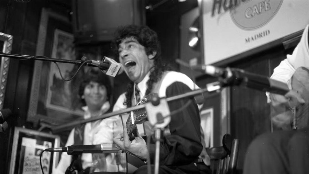 El músico y compositor sevillano Rafael Amador, fundador, junto con su hermano Raimundo, del grupo Pata Negra
