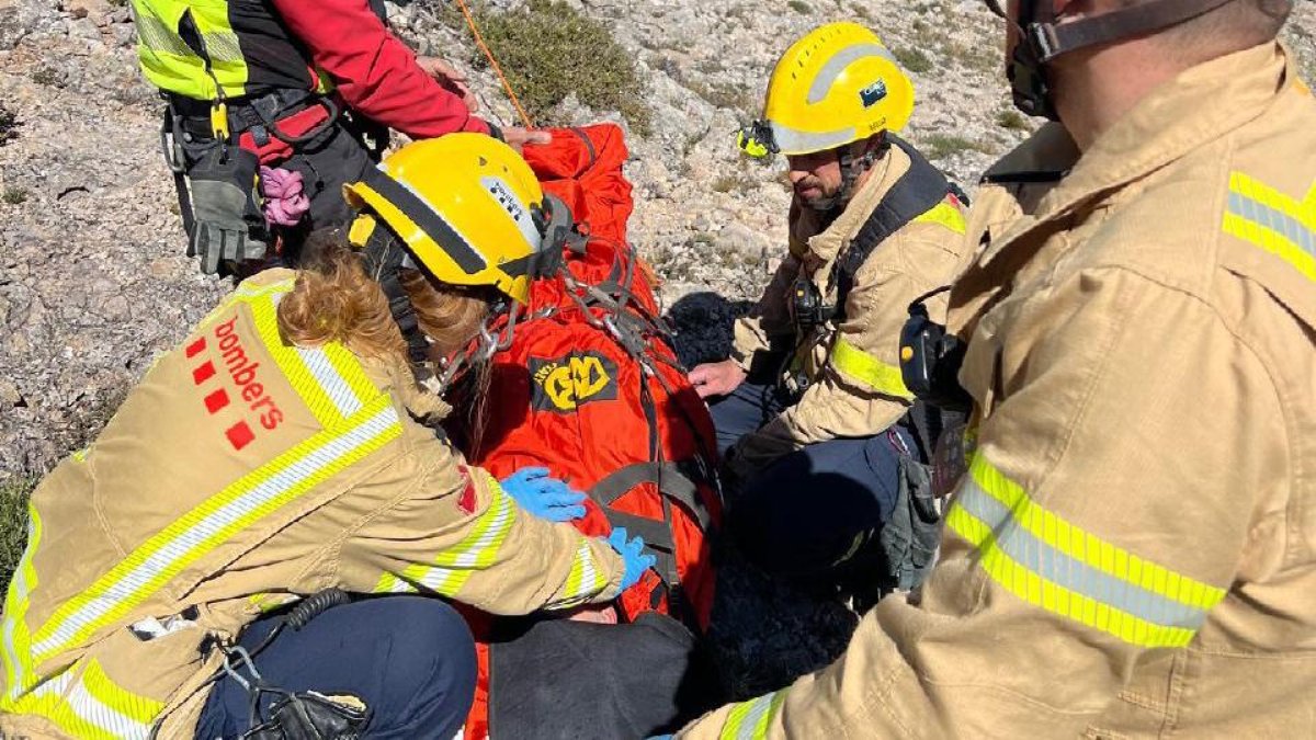 Viernes Santo de rescates de montaña en Tarragona: cuatro emergencias ...
