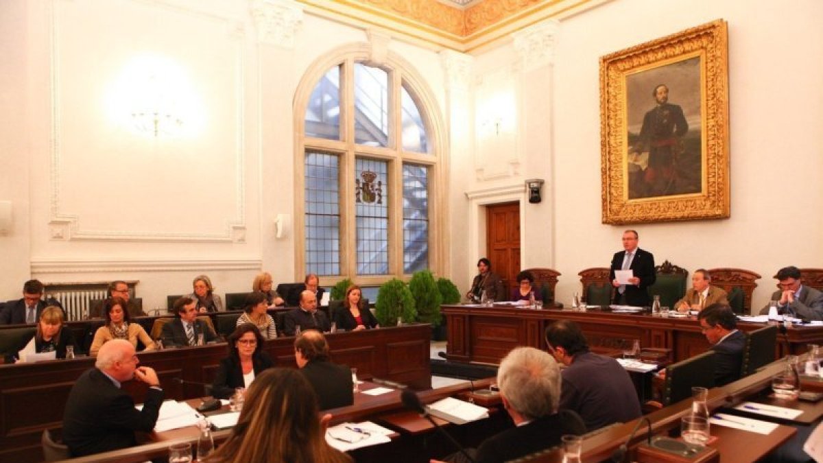 Imagen de archivo de la última sesión plenaria del Ayuntamiento de Reus.