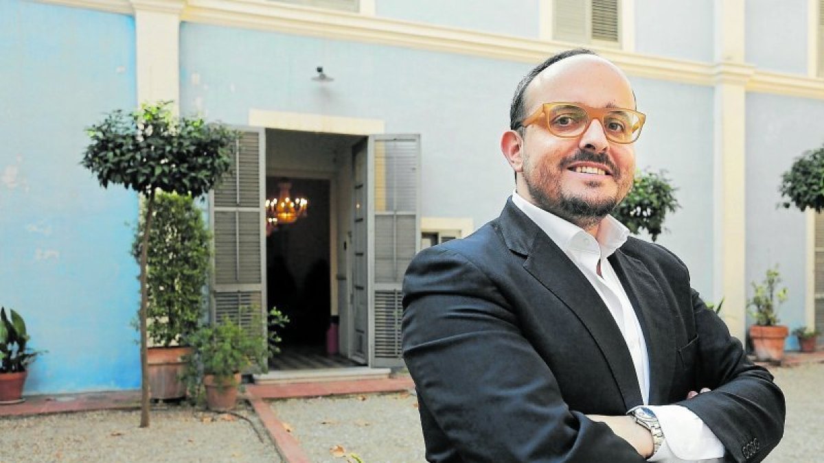Alejandro Fernández, el pasado martes en Casa Canals, tras la presentación pública del pacto de gobierno con PSC y Unió.