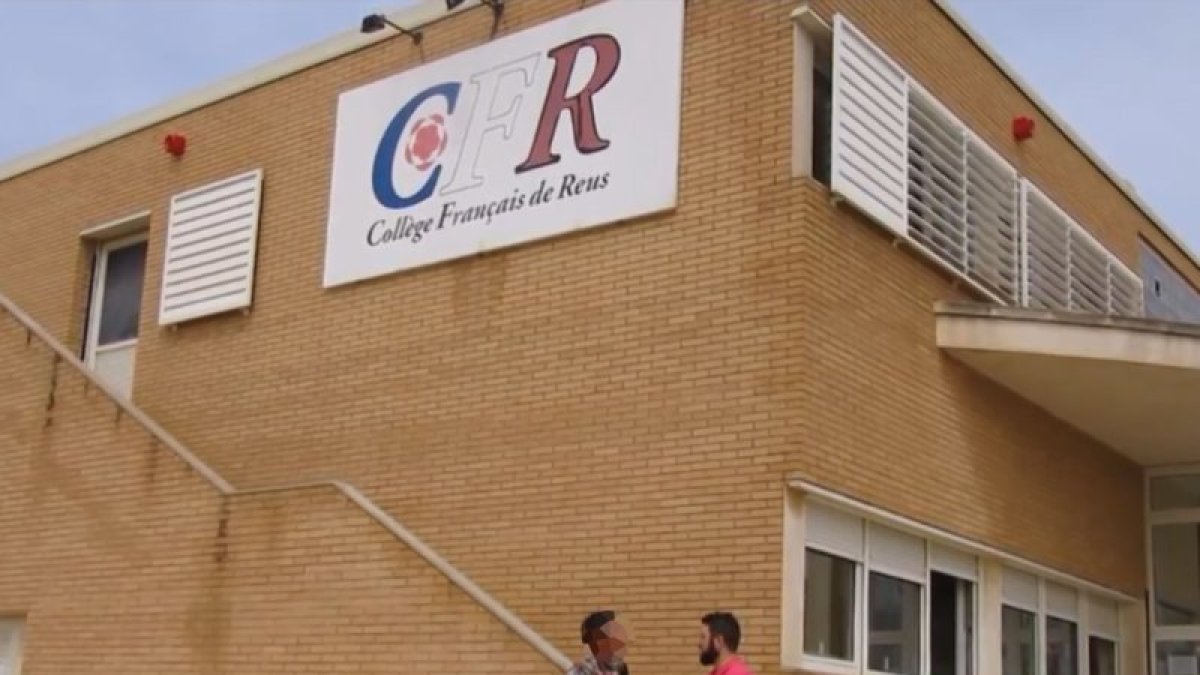 Imagen capturada del vídeo que grabó ´Juanri´ durante su visita al Colegio Francés.