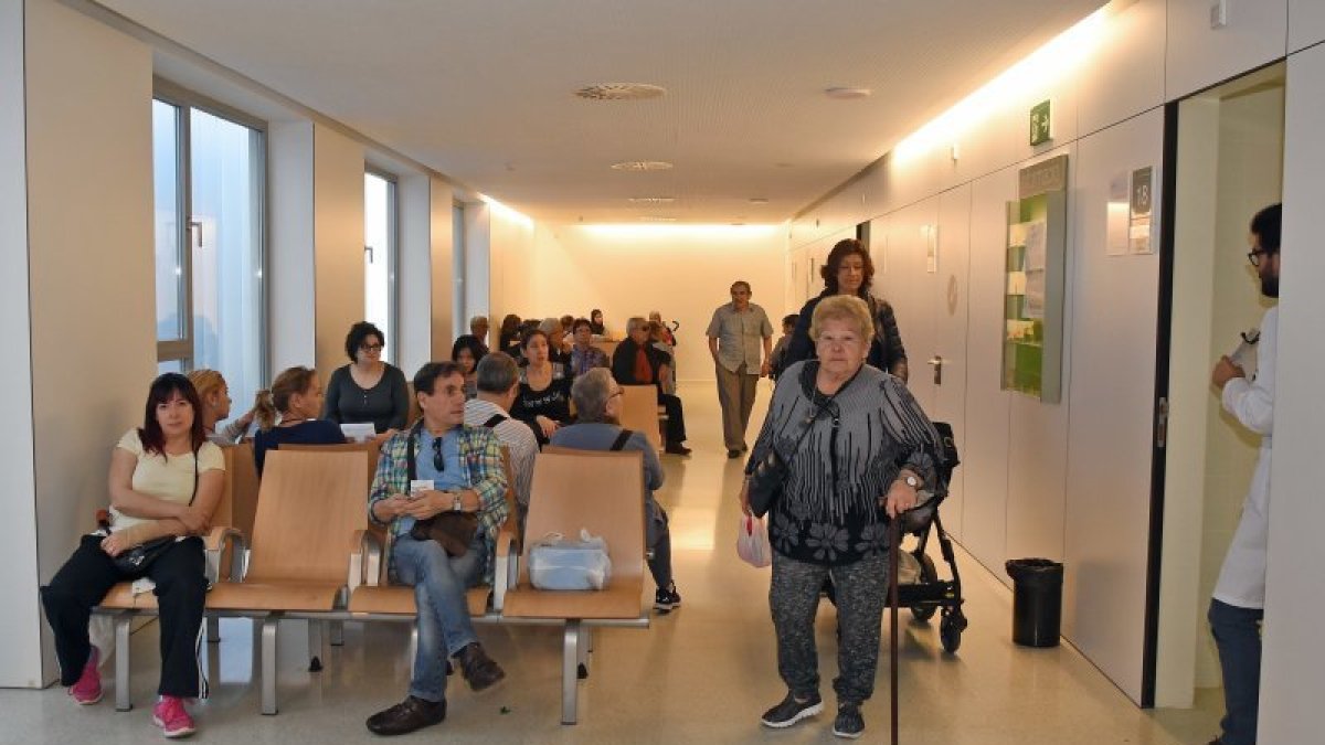 Imagen de la sala de espera del CAP Horts de Miró.