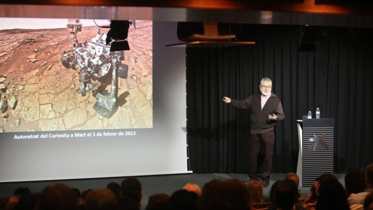Ramon Cererols durante la conferencia de ayer en el CaixaForum de Tarragona.
