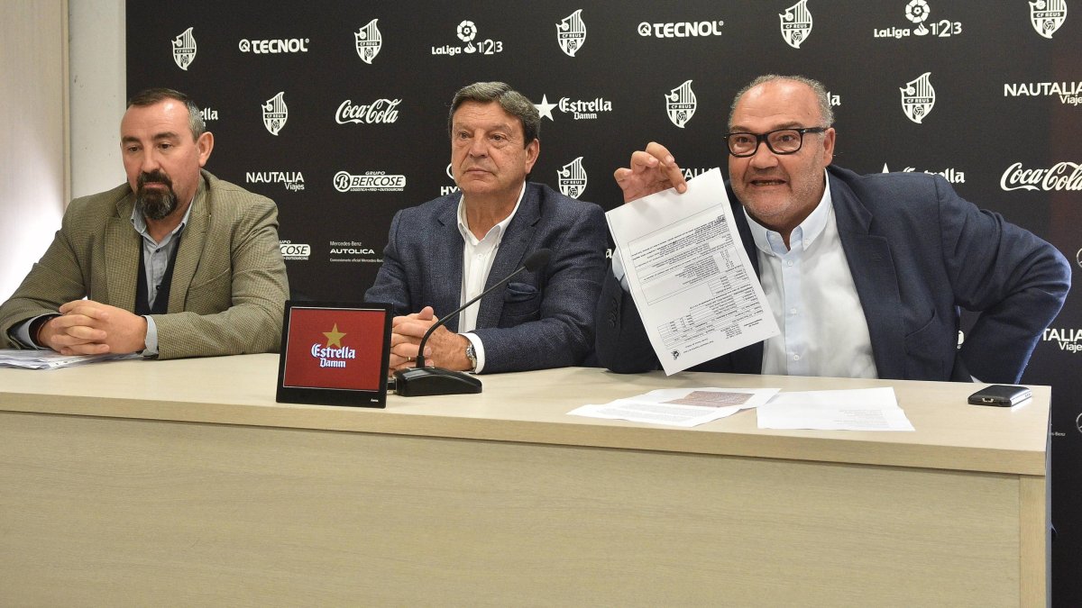 Oliver en la rueda de prensa de esta tarde.