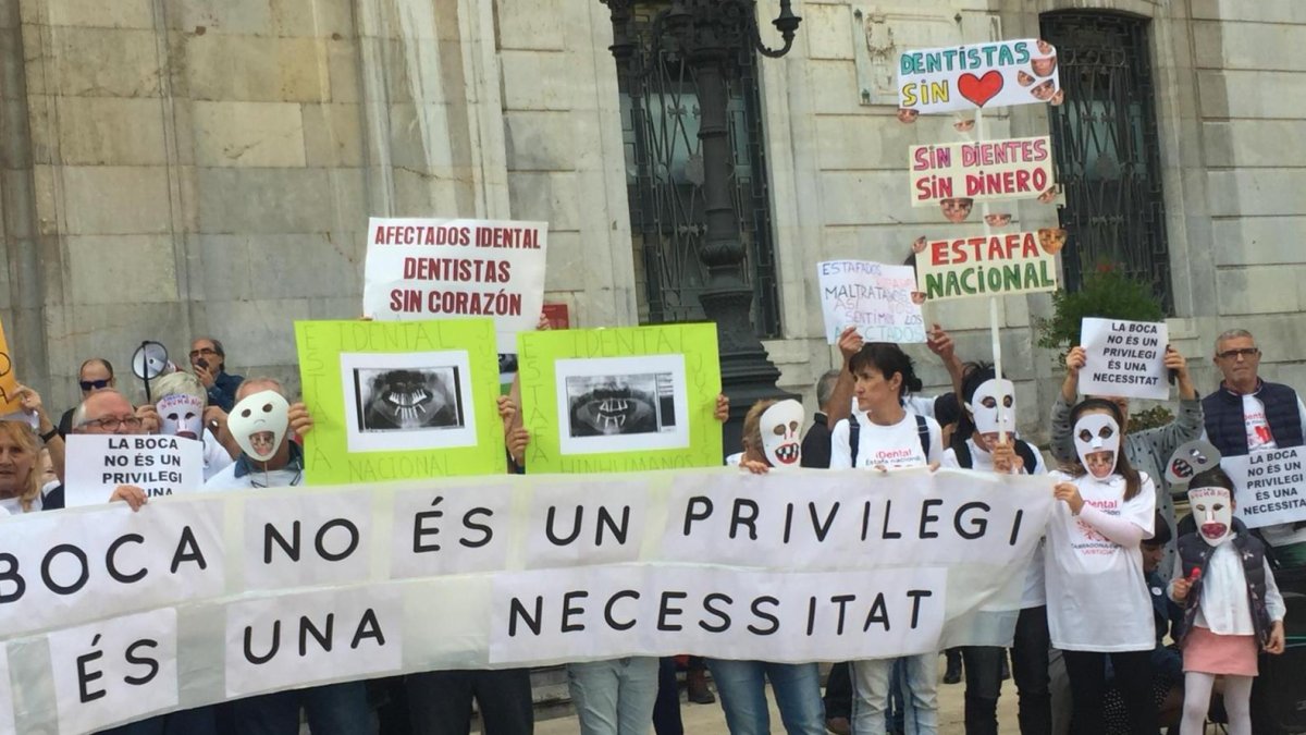 Concentración a la Plaça de la Font.
