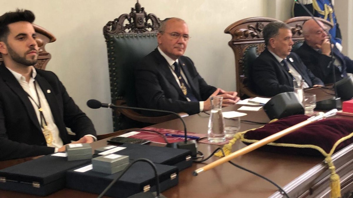 Crónica: Arranca el tercer mandato de Pellicer en Reus