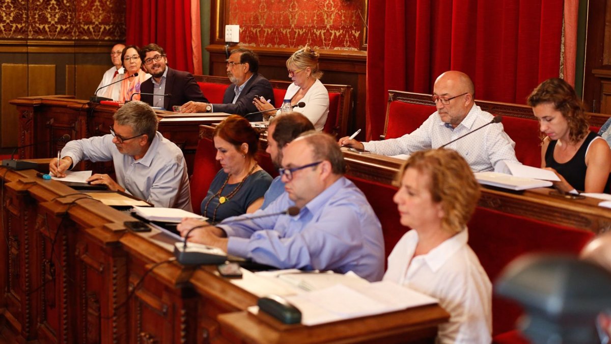 El concejal responsable de los Juegos, Javier Villamayor, sorprendió en el pleno con un informe del impacto económico.