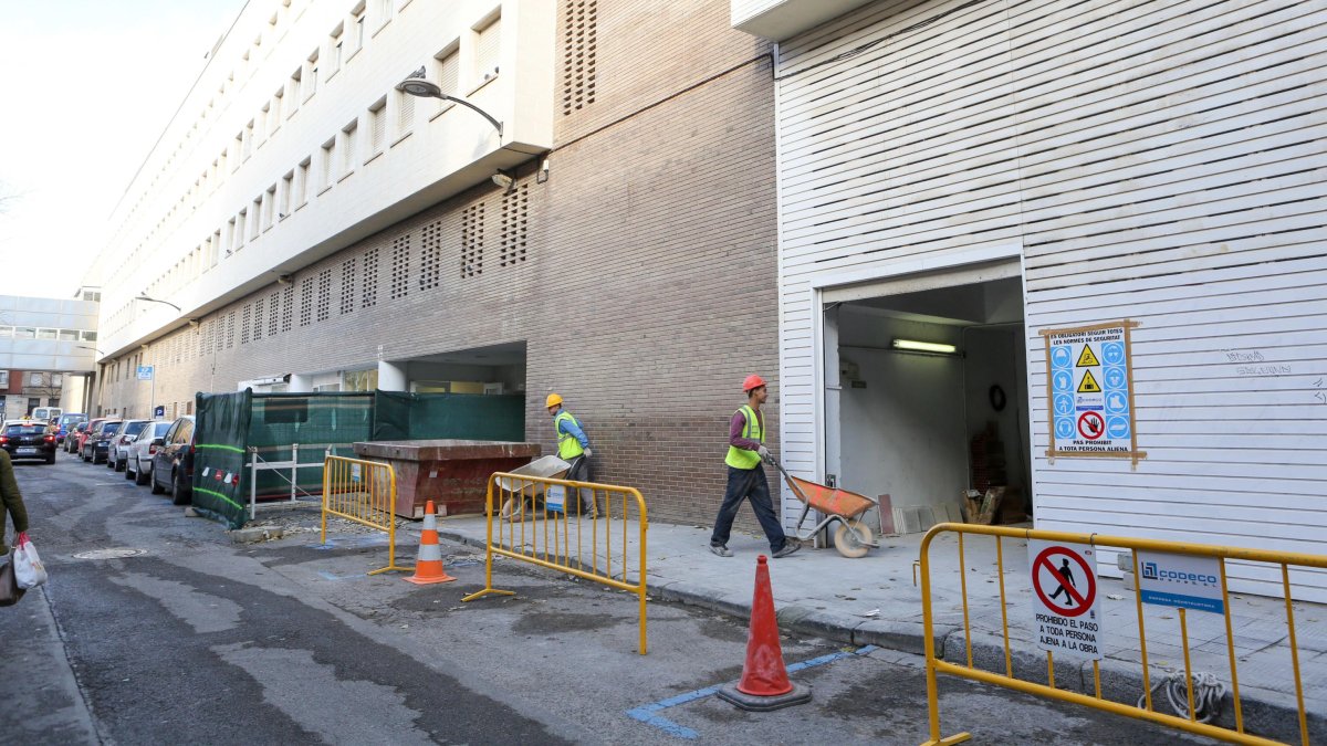 Las obras de adecuación de las instalaciones del antiguo hospital, donde se trasladará en breve el CMQ, siguen en marcha.