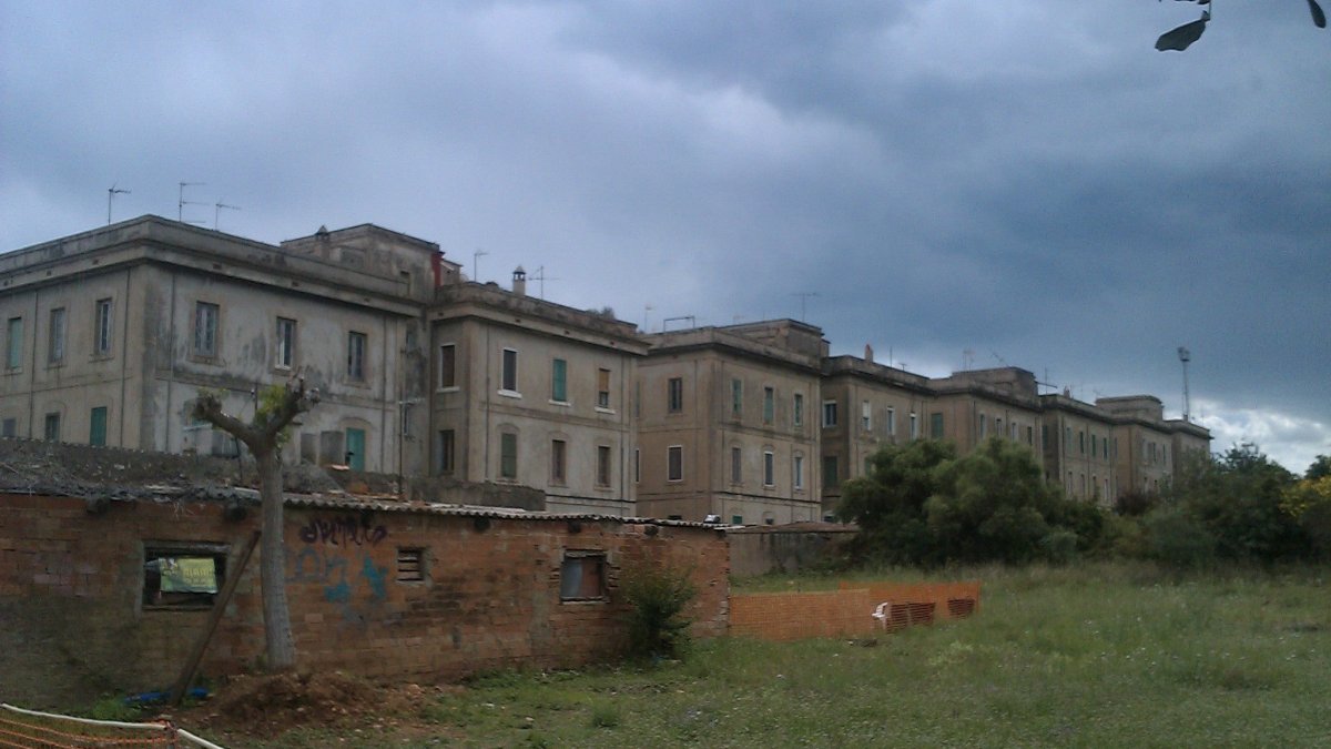 Pabellones del barrio ferroviario.