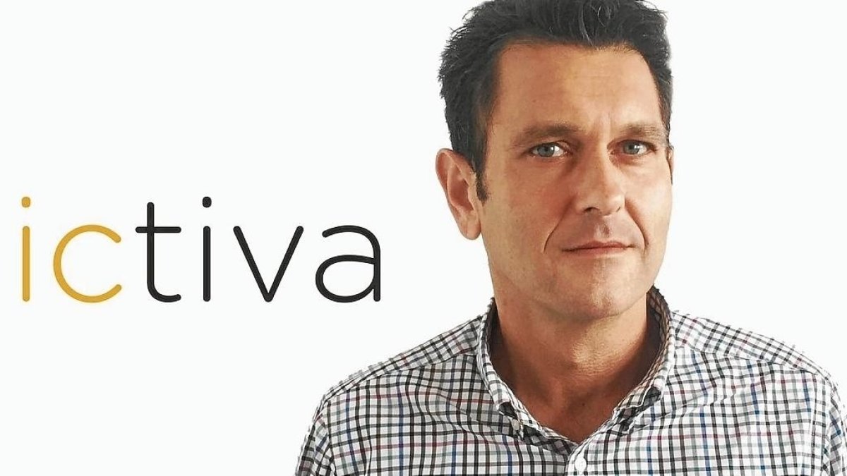 El cambrilense Orlando Pérez es uno de los empresarios que forman parte del portal ictiva.com, un gimnasio virtual.