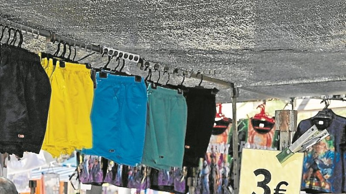 Los mercadillos de Reus vuelven a funcionar con un 30% menos de ocupación