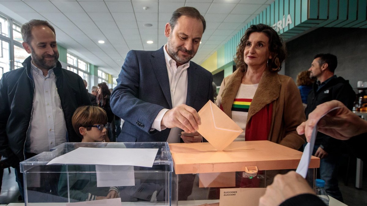 El cabeza de lista del PSOE por Valencia y ministro de Fomento en funciones, José Luis Ábalos