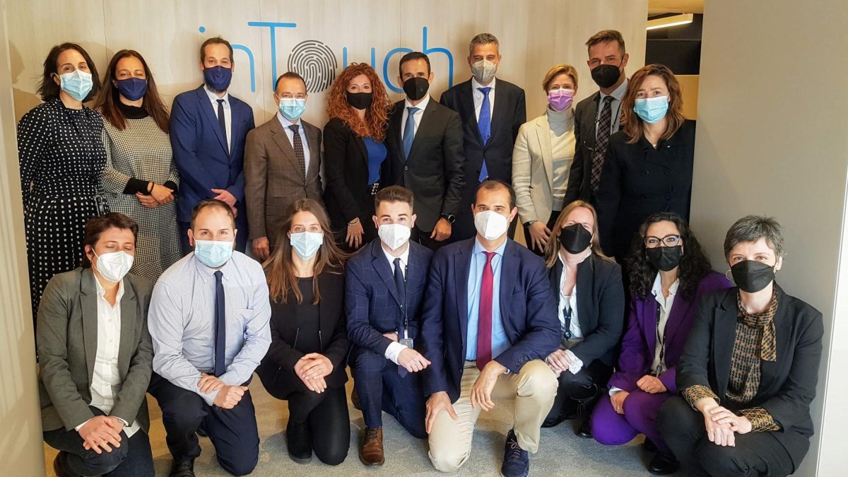 El centre s’ubica a la Rambla President Lluis Companys de la ciutat de Tarragona i compta amb 930 metres quadrat. Cedida