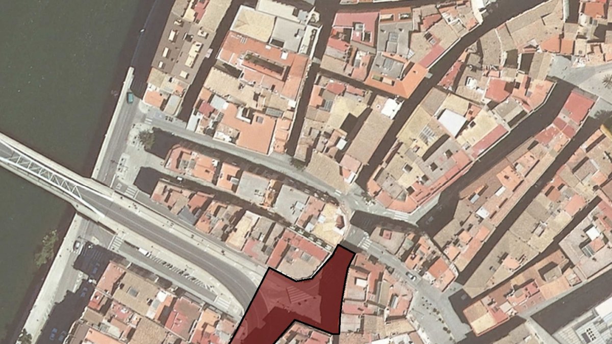 Tortosa: Plaça d'Agustí Querol i plaça de la Constitució