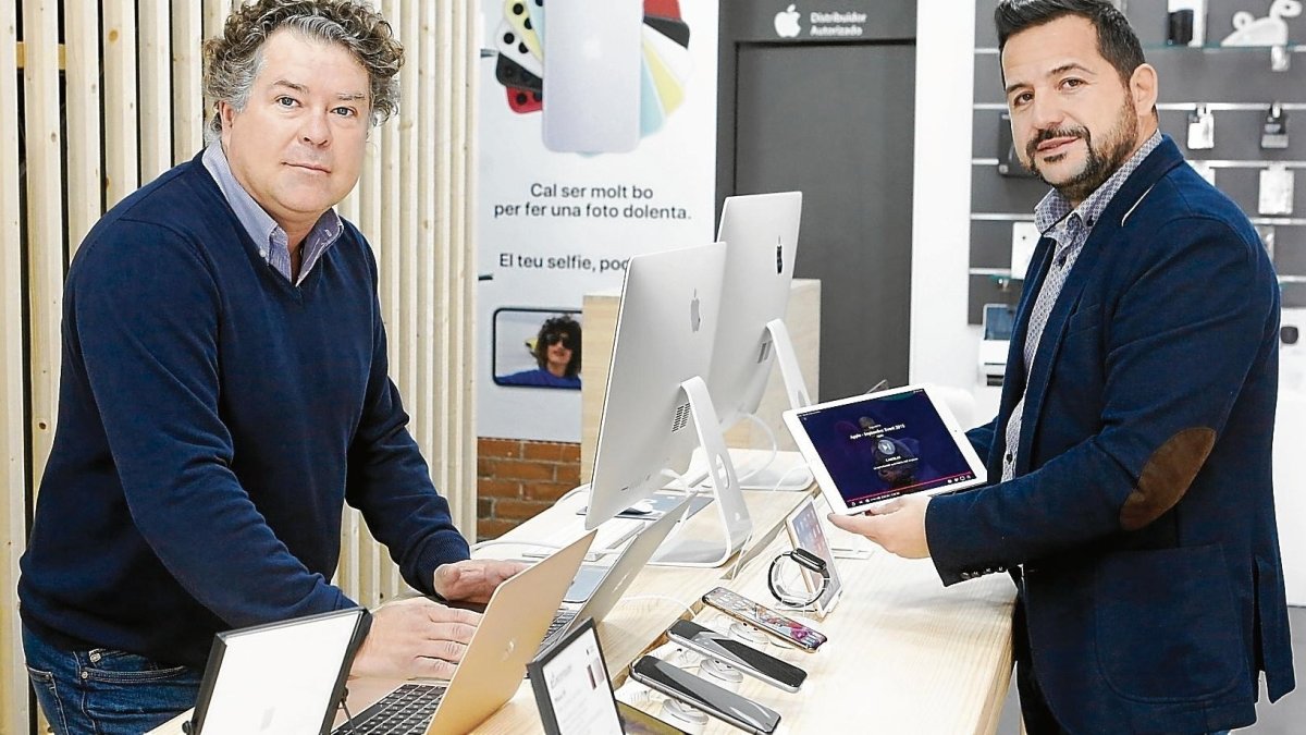 Carles Marco (izquierda) y Jordi Ríos (derecha) en ecomputer.