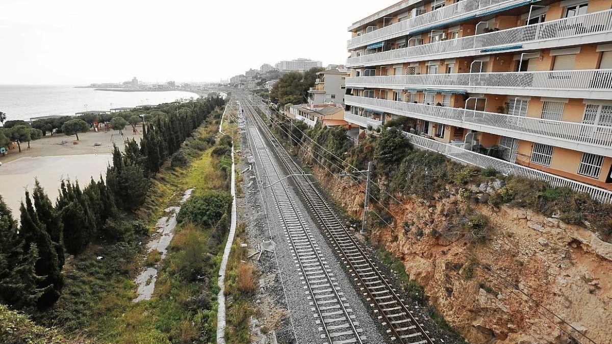 Es uno de los tramos afectados por la colocación de barreras acústicas.