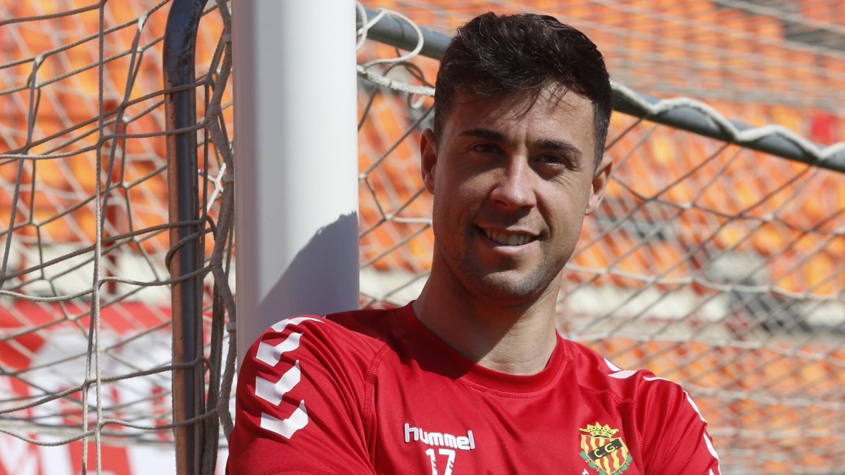 Pedro Martín posa
para el Diari tras el entrenamiento matutino.