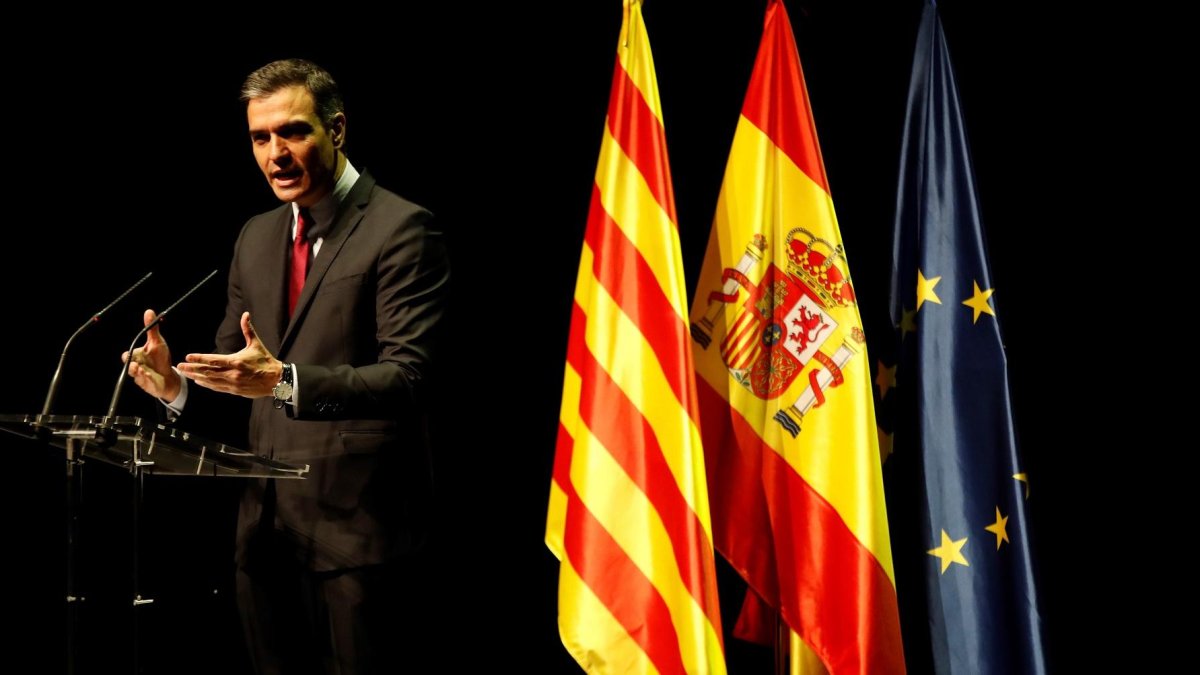 Imagen de Pedro Sánchez durante su intervención de este lunes en el Liceu de Barcelona.