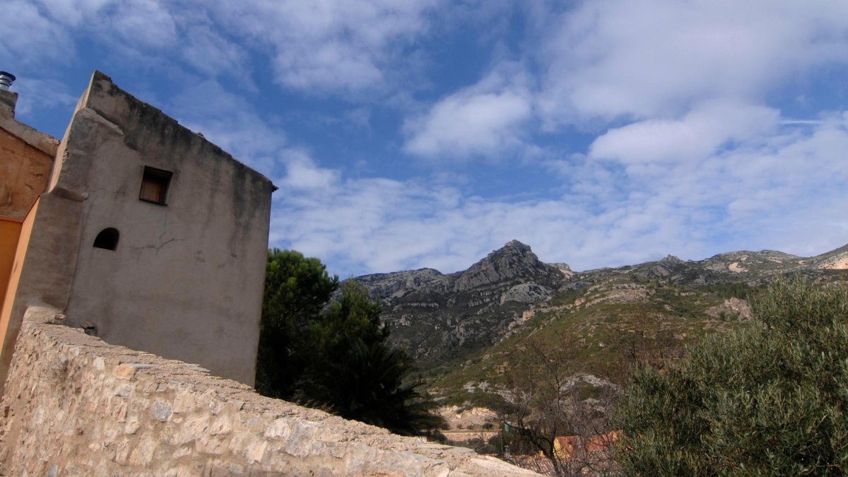 La víctima estava fent escalada a Alfara de Carles.