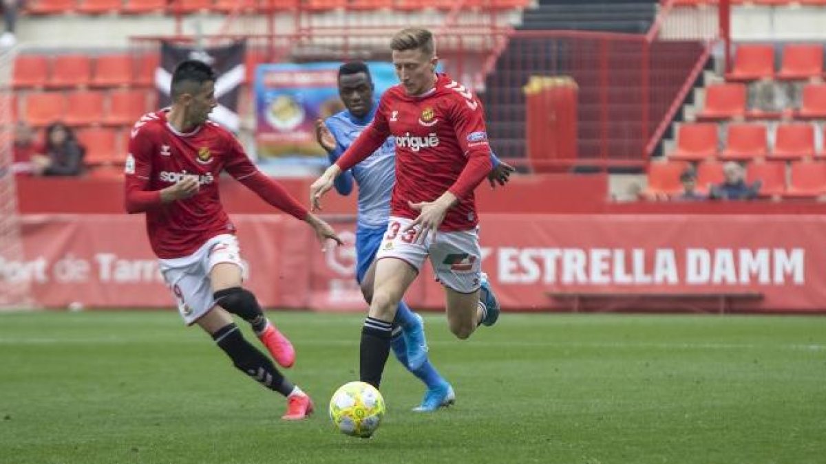 Pol Domingo en un partido esta pasada temporada con el Nàstic.