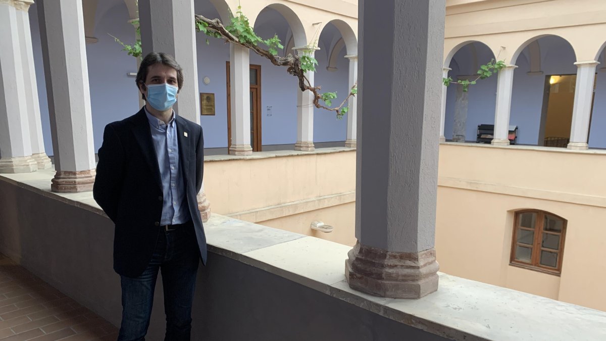 Francesc Murillo, a la seu de l’Institut d’Estudis Vallencs, ubicat al carrer Jaume Huguet de Valls.