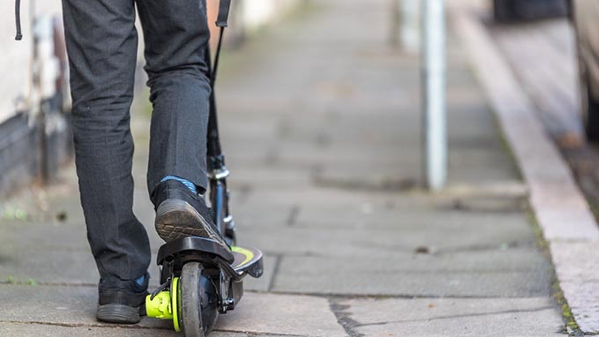 Urgen a una norma local para regular el uso de los patinetes en El Vendrell