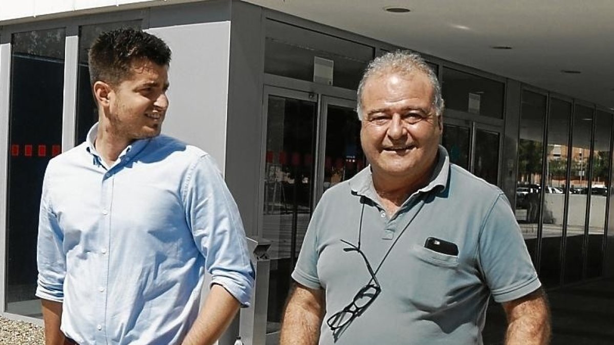 Septiembre de 2016. El alcalde Jordi Llopart es citado en la comisaría de Mossos por un delito de prevaricación. No declaró