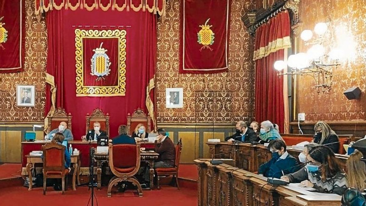 Imagen de un pleno municipal de este año.