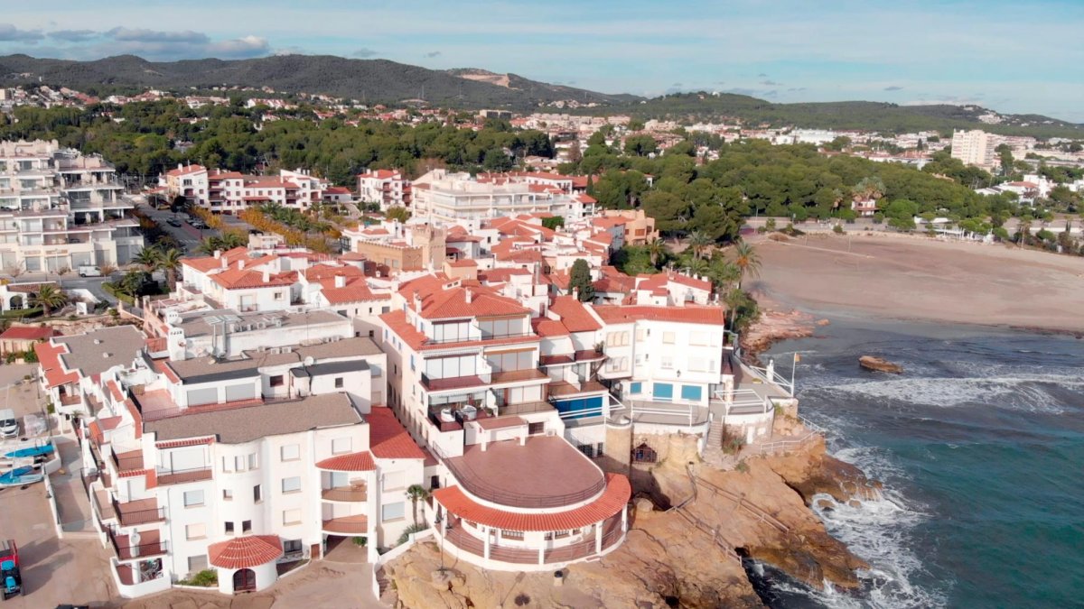 Una de las zonas más turísticas de la localidad es el Roc de Sant Gaietà.