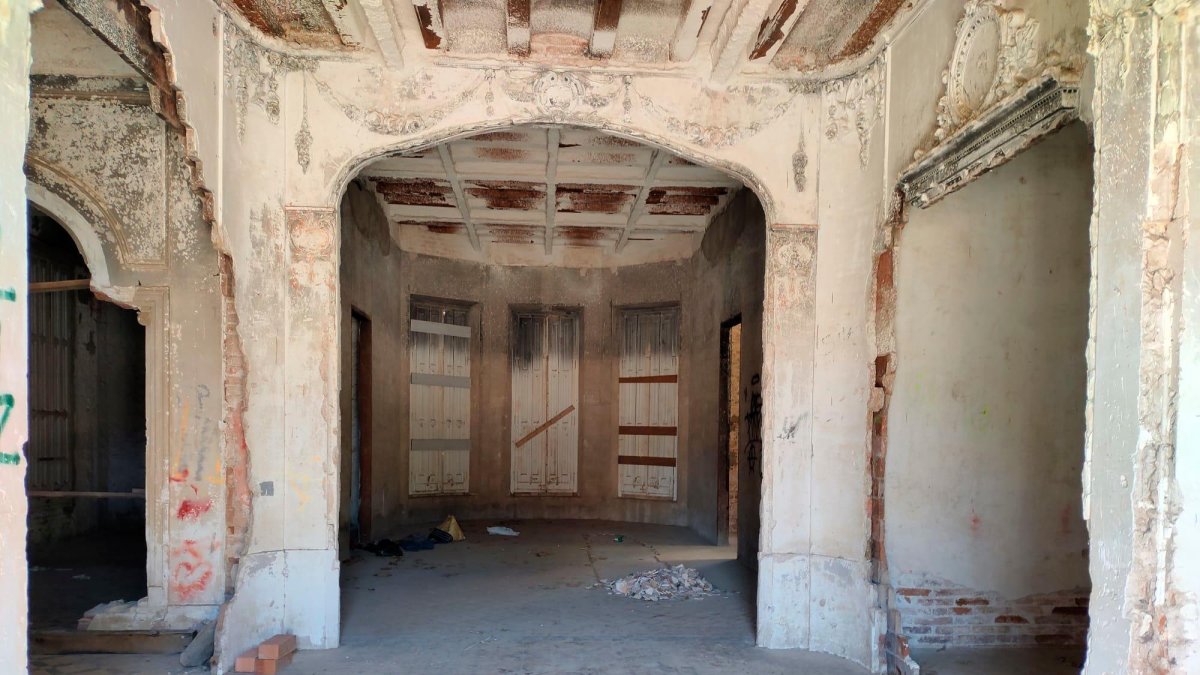 El interior de la Quinta en una imagen tomada desde el exterior.