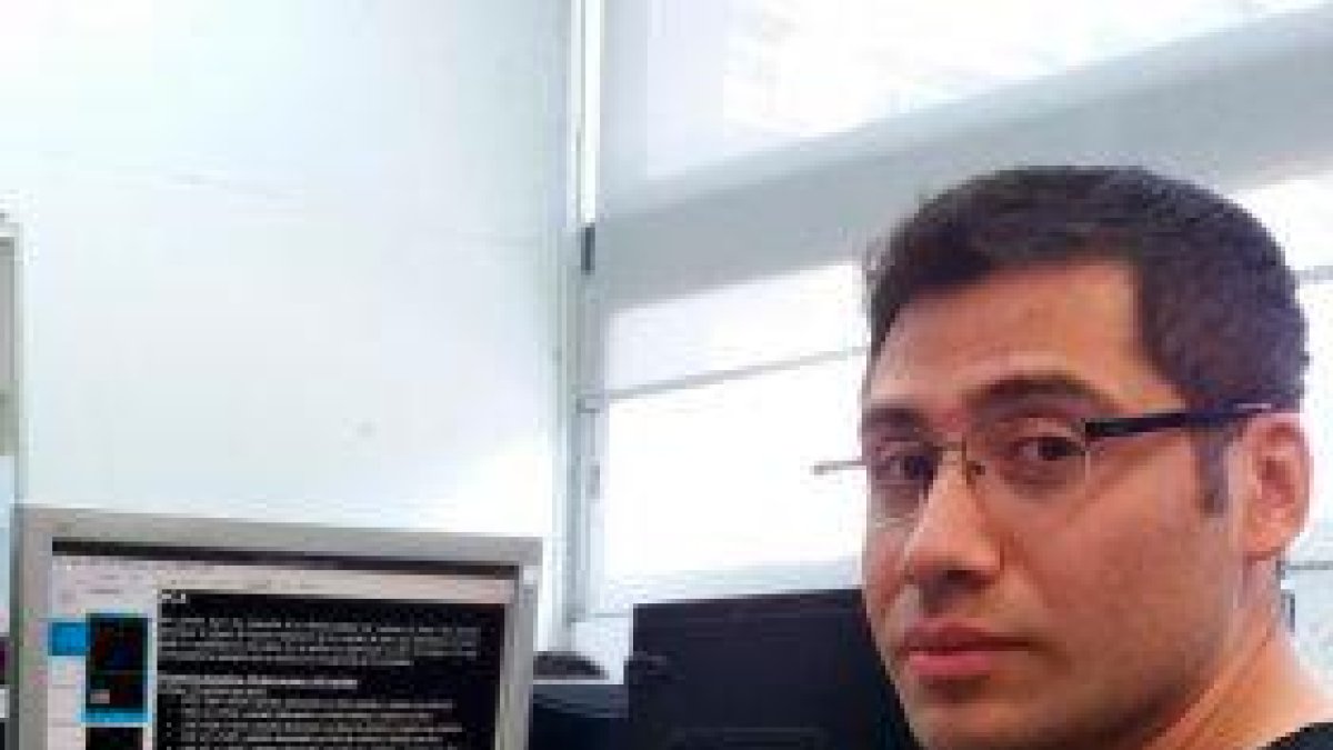 El doctorando de la URV Bryan Saldivar, uno de los investigadores y autores del estudio.