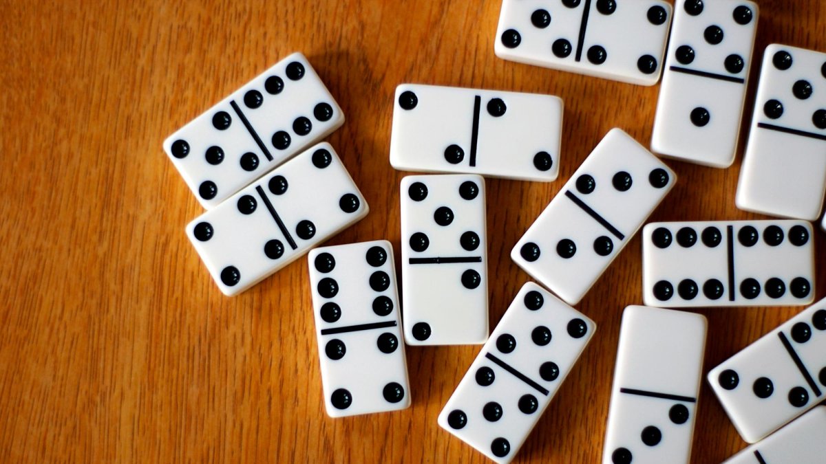 El dominó surgió hace mil años en China a partir de los juegos de dados.